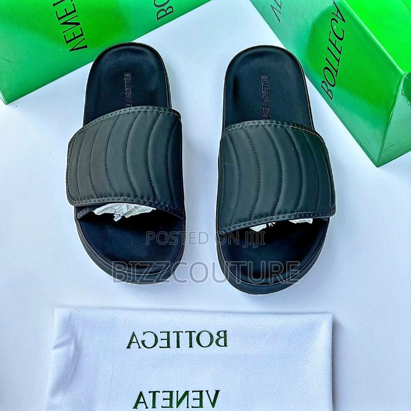 Original BOTTEGA VENETA Slides Available in Store
