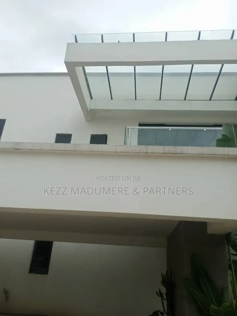10bdrm Duplex in Asokoro Main ,Abuja for sale