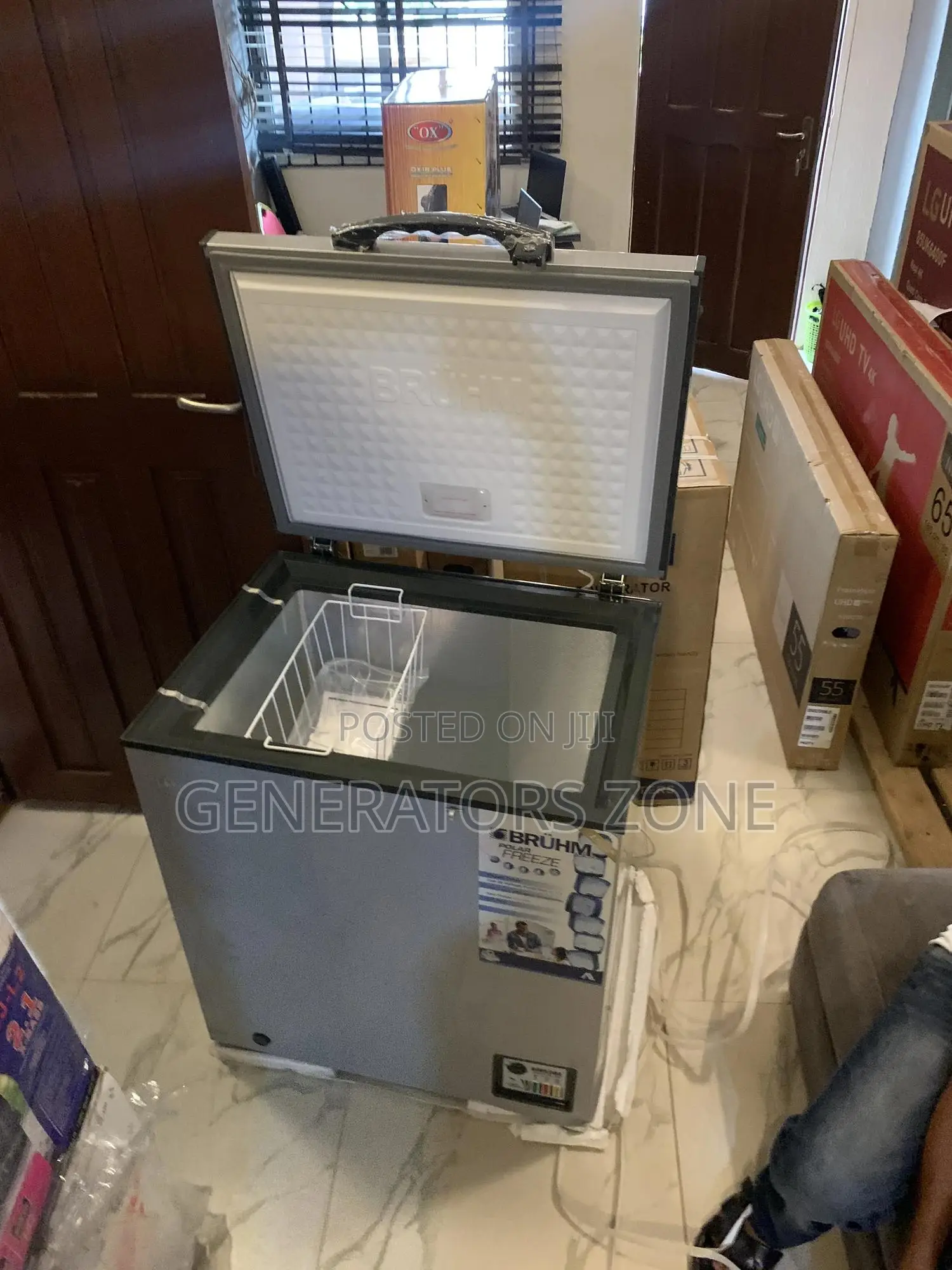 Adjustable Bruhm BCS 160mr Chest Freezer
