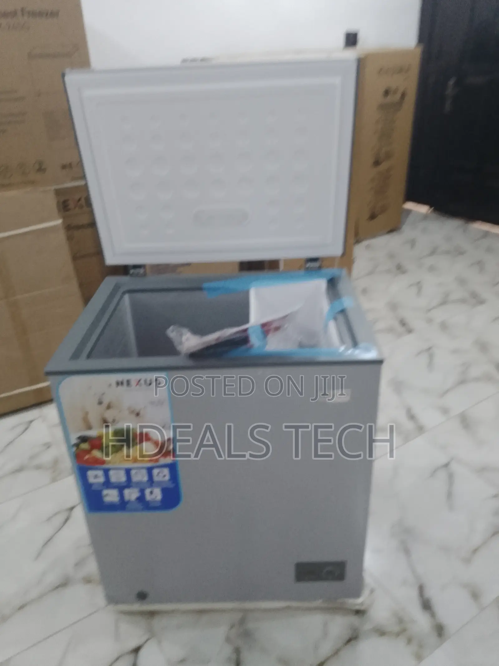 Deep Chest Freezer Low- Noise Nexus 160L.