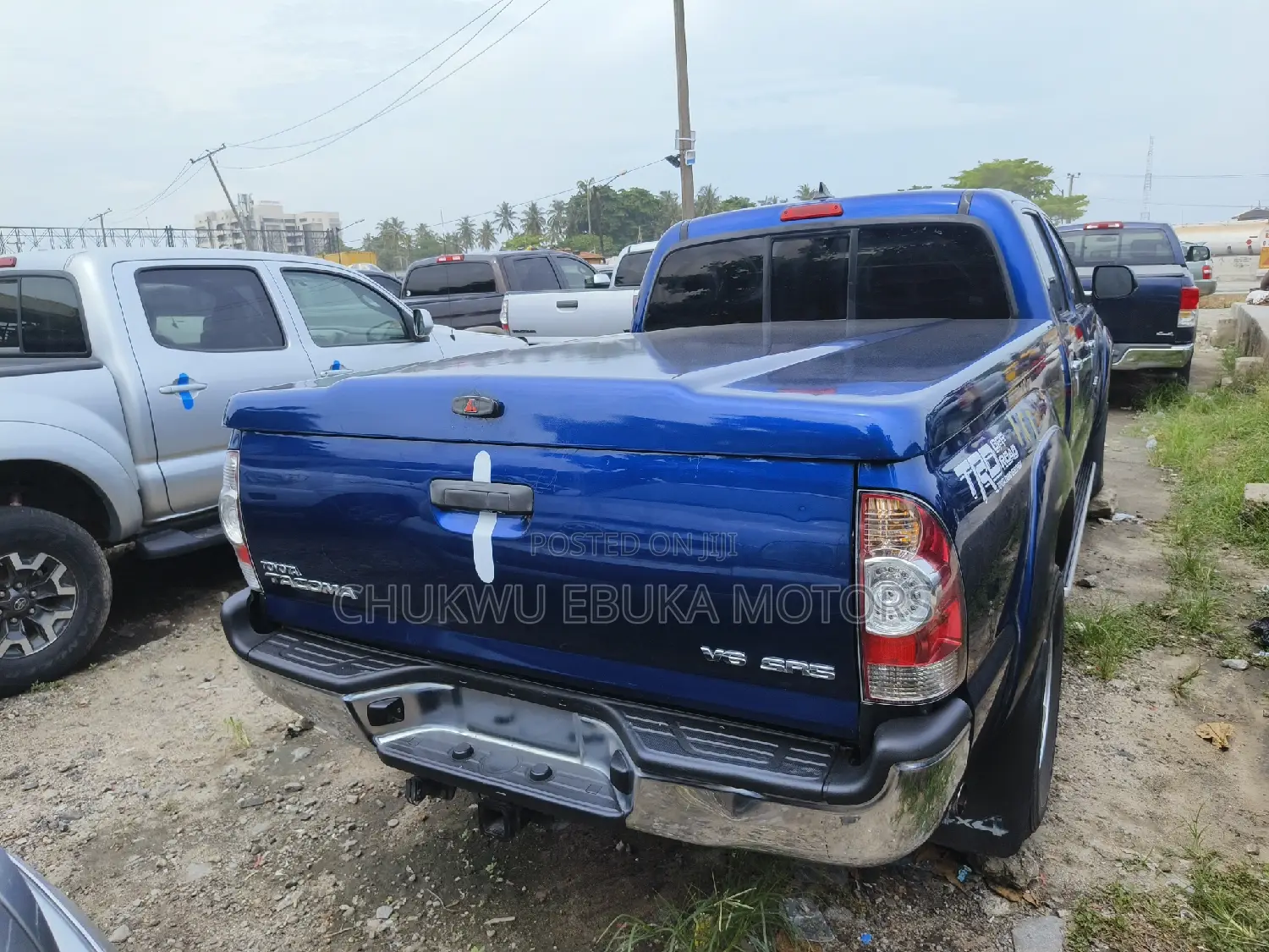 Toyota Tacoma V6 4dr Double Cab 4WD 5.0 ft. SB (4.0L 6cyl 5A) 2015 Blue