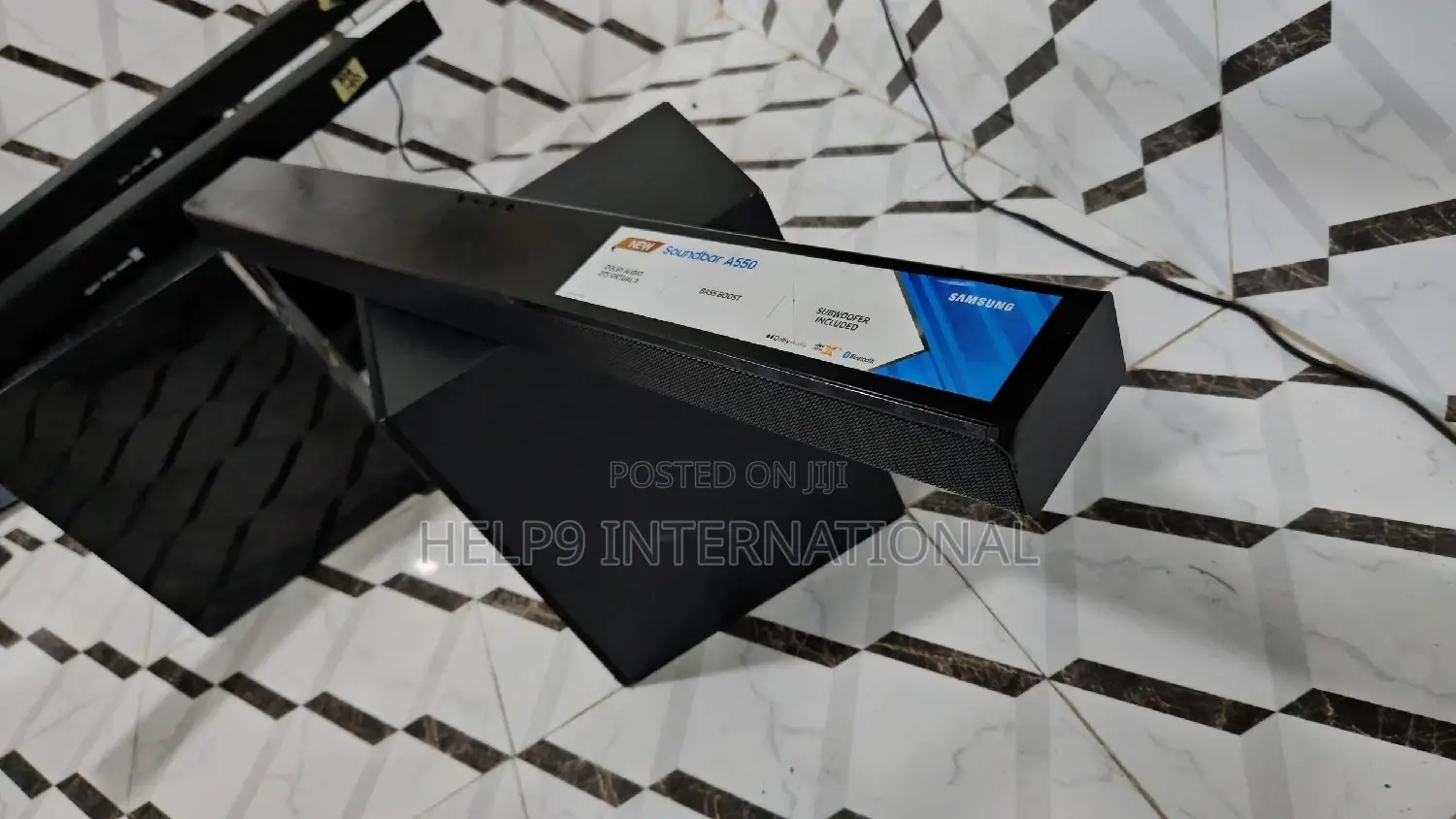 3D Samsung Soundbar H550 410w Subwoofer Dolby Digital 5.1 Ch