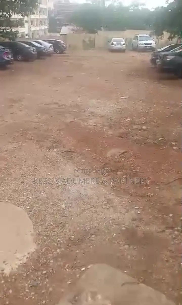 For Sale : Commercial 2000 SQMTRS of Land