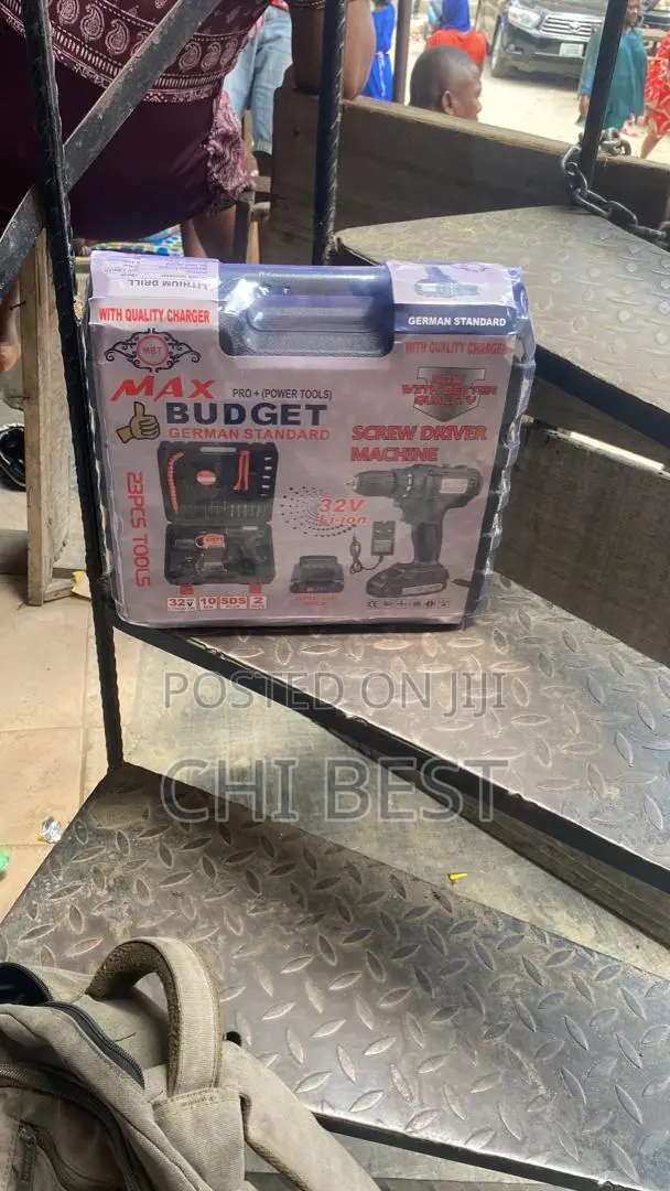 Cordless Rechargeable Battery Drill Machine, 32volts