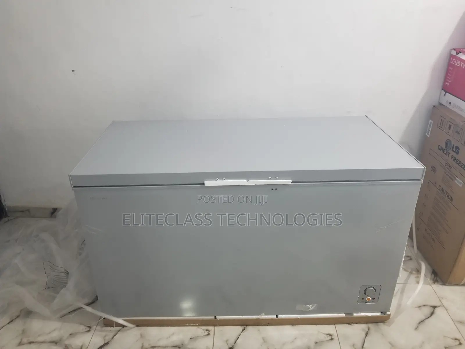 420L Hisense Chest Freezer FC-55DD (Reliable).