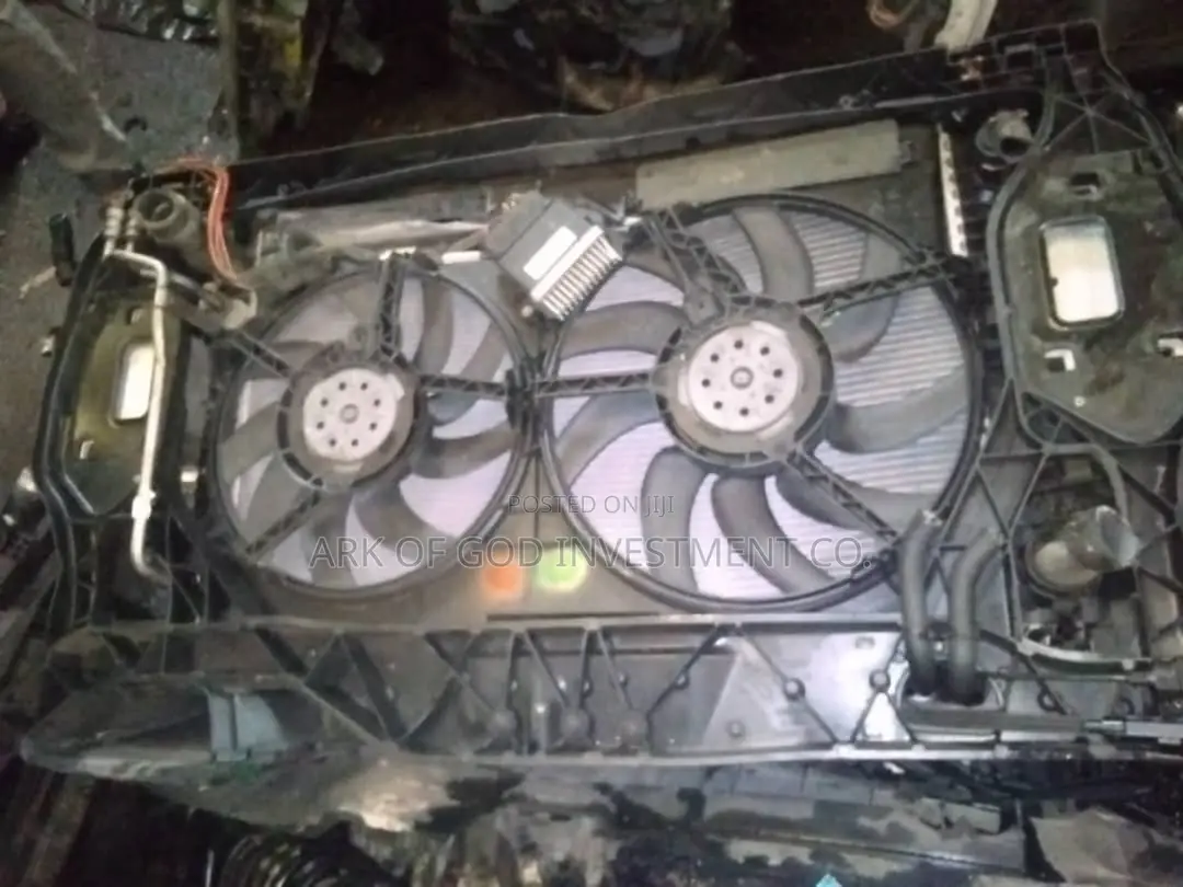 Radiator and Fan for Audi A4, A7,A5,A6,Q5 Q7,a3,2010-2020.