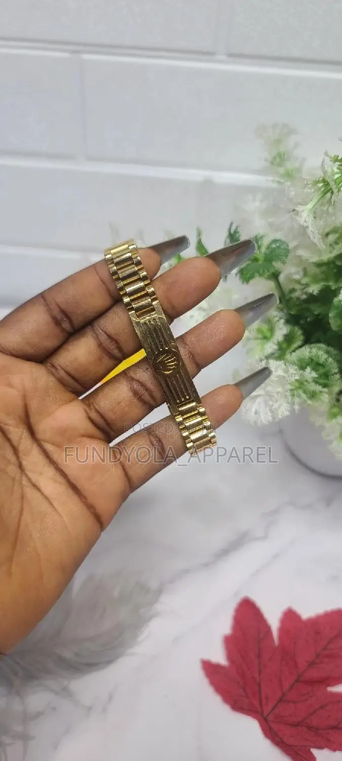Magnetic Strap Hand Chain