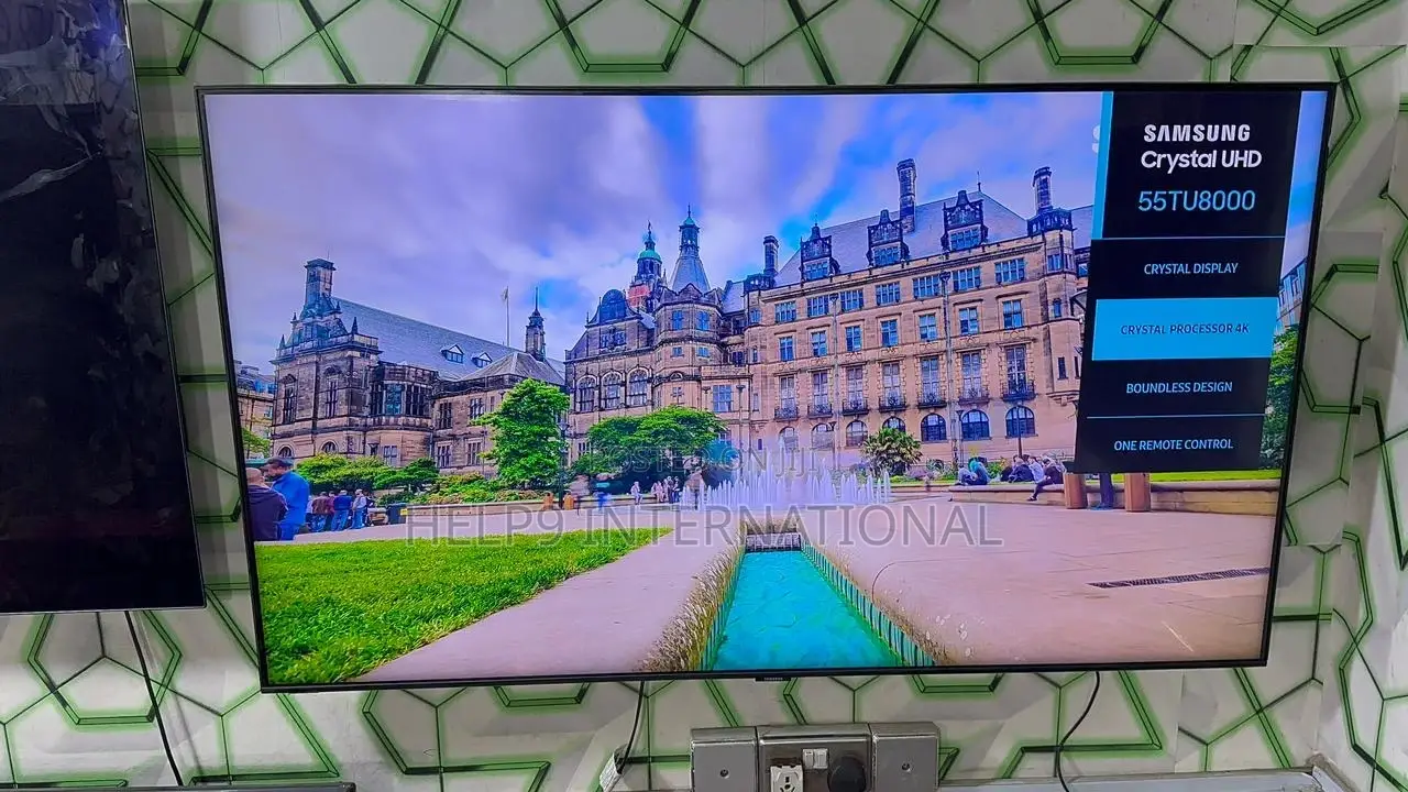 Amazing 55" Samsung Crystal UHD Smart Tv Nj