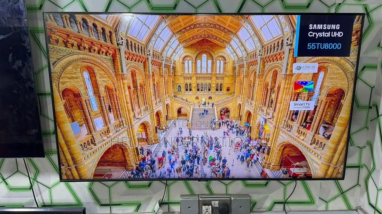 Amazing 55" Samsung Crystal UHD Smart Tv Nj