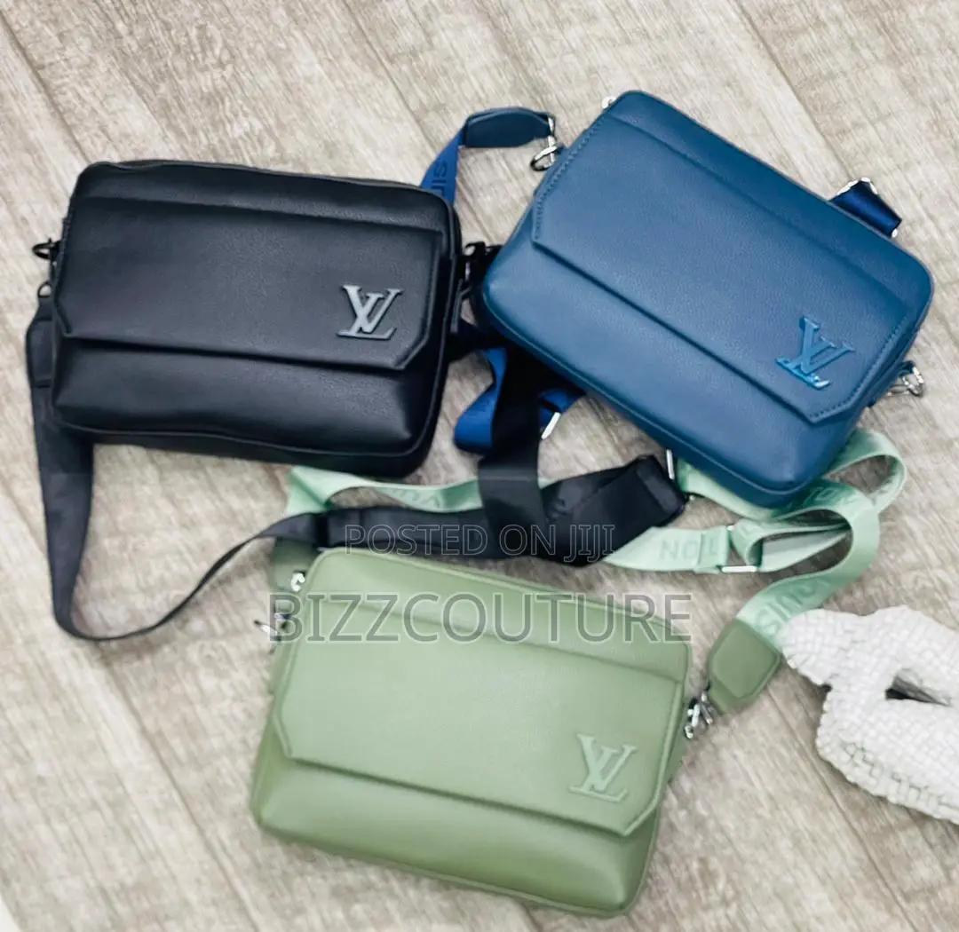 Original LOUIS VUITTON CROSS BAG Available in Store