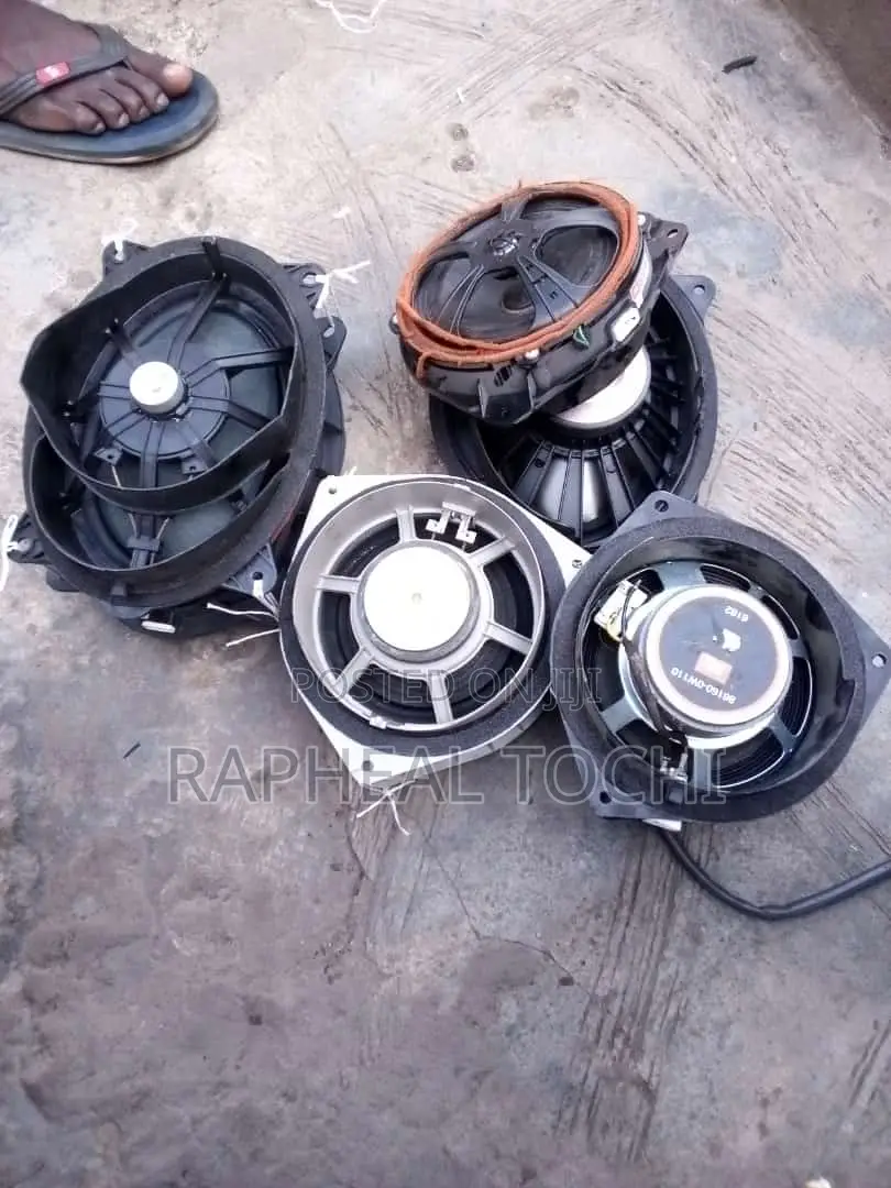 Car Speakers Nd Back Booth Woofers