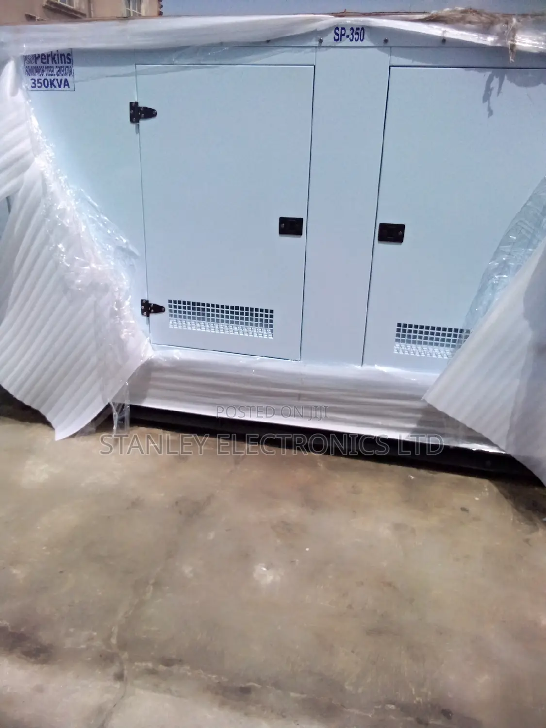 New Arrival of Perkins Soundproof Generator Diesel 350kva
