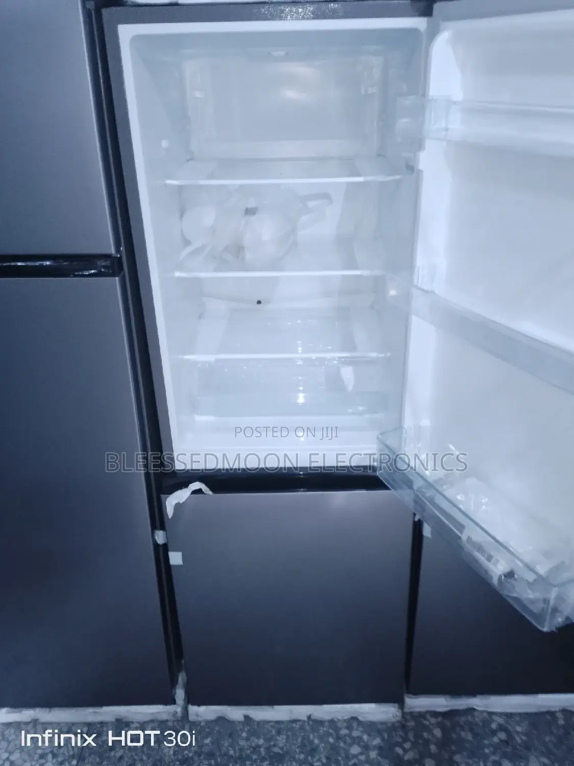 Hisense Down Freezer 50 PERCENT INVERTER Standing Fridge