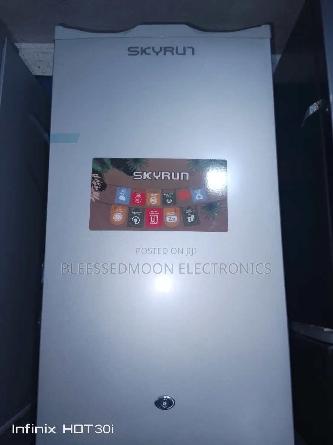 Skyrun Inverter Voltage Table Top Fridge 3 Years Warranty