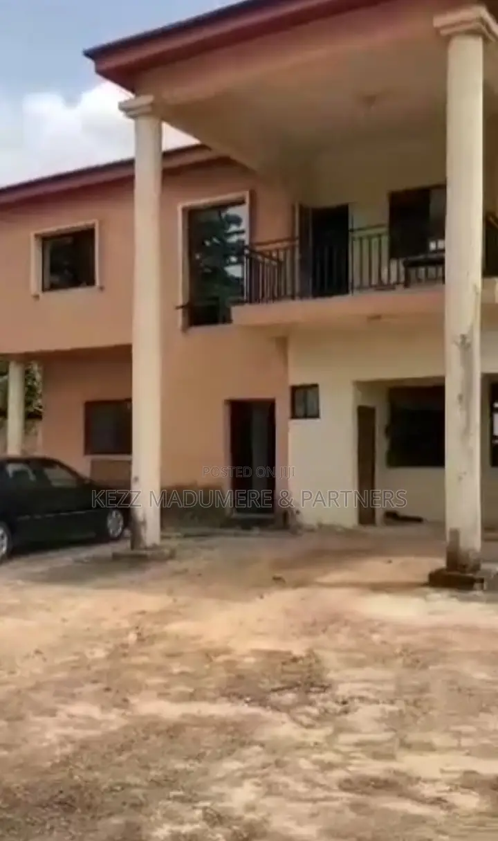 6bdrm Duplex in Gra , Enugu , Enugu for sale