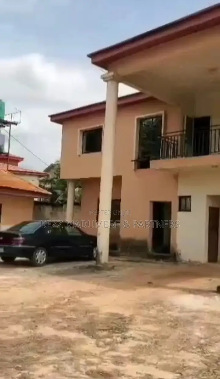 6bdrm Duplex in Gra , Enugu , Enugu for sale