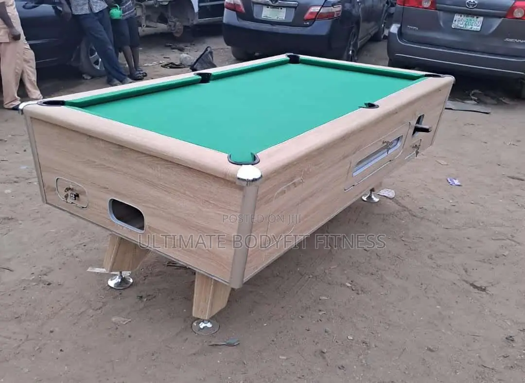 Brand New 7ft Luxury Coin Operated Snooker Board