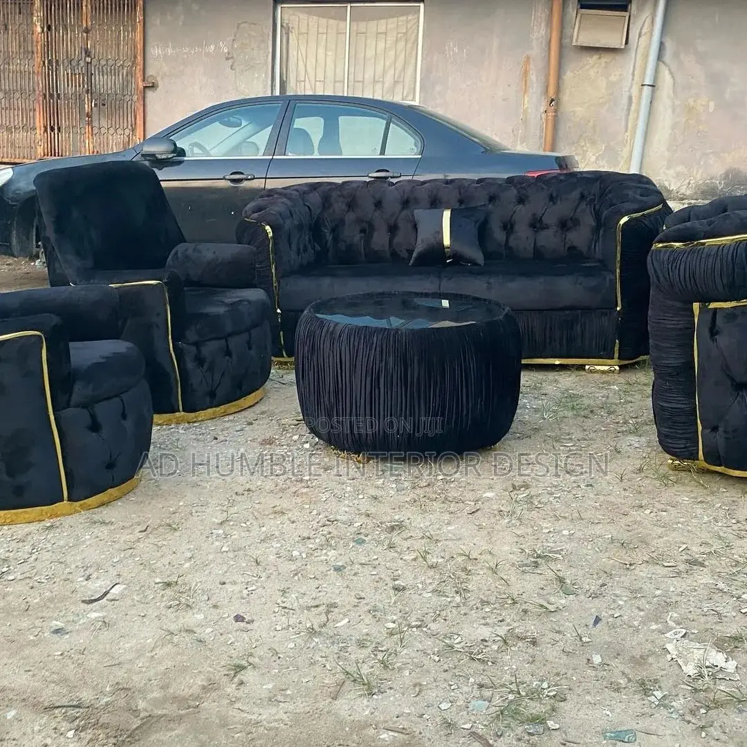 7 Sitter Standard Sofa Chair.