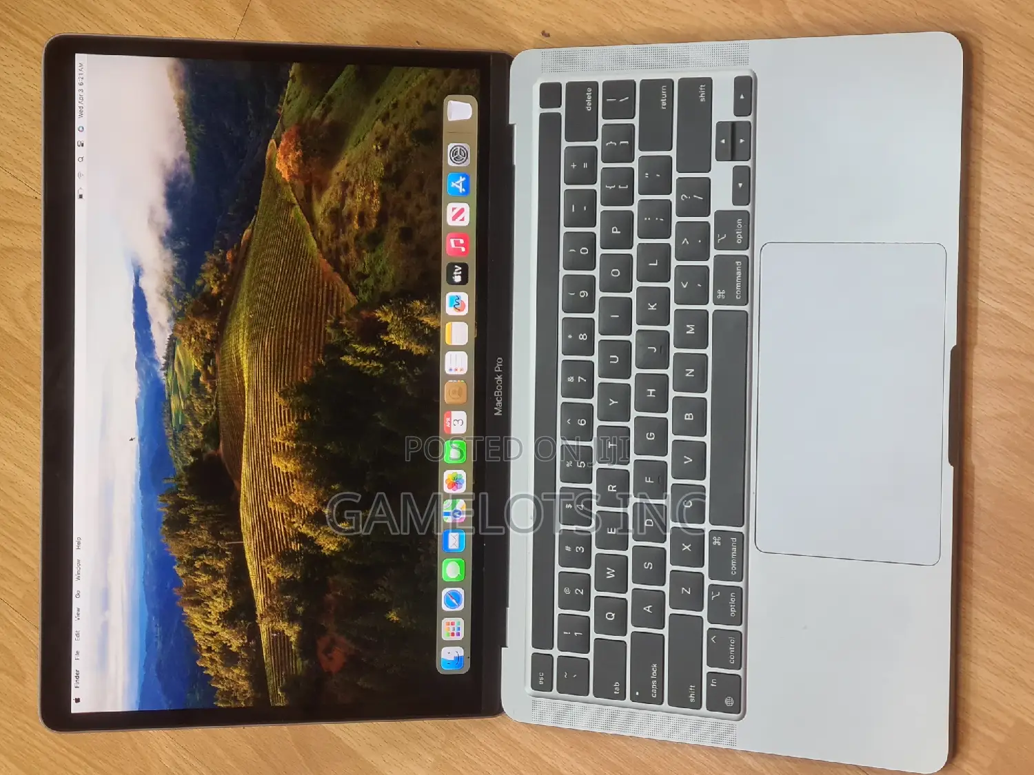 Laptop Apple MacBook Pro 2020 16GB Intel Core i5 SSD 512GB