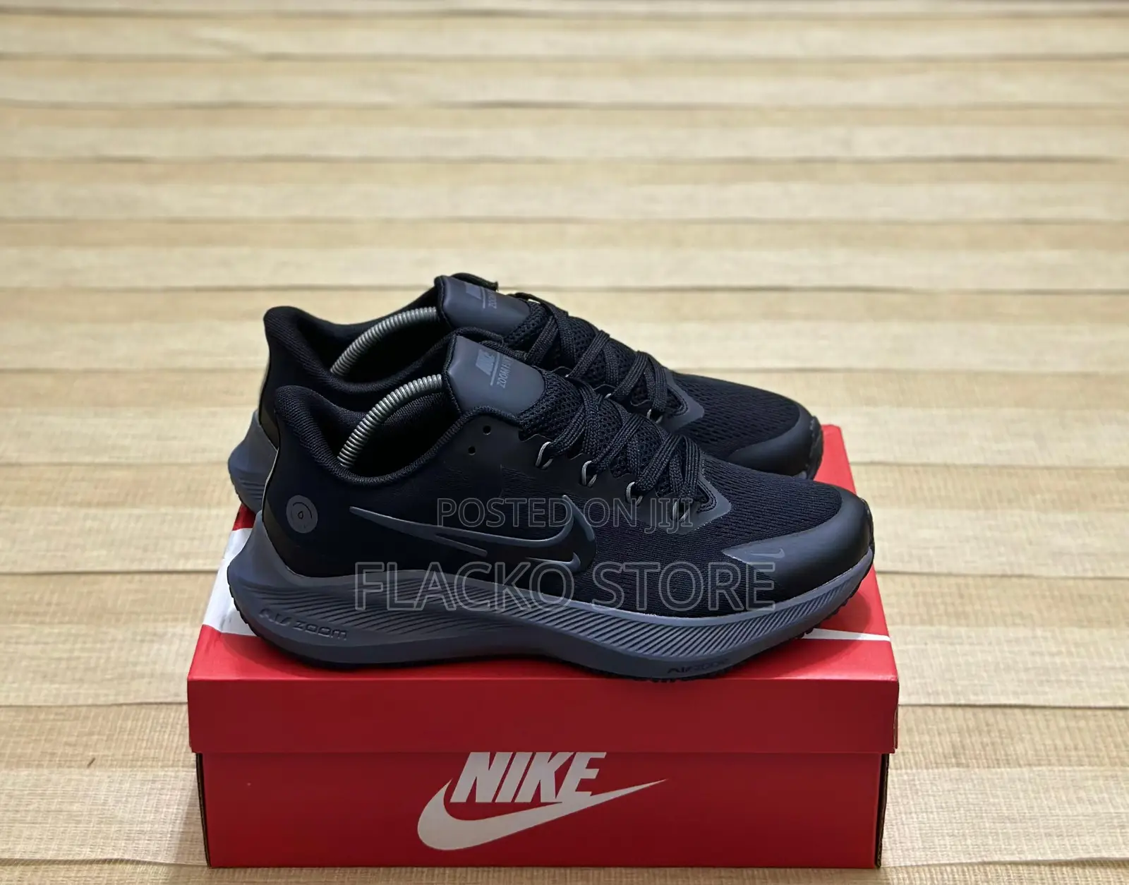 Original Nike Zoom Fly 8 Sneakers