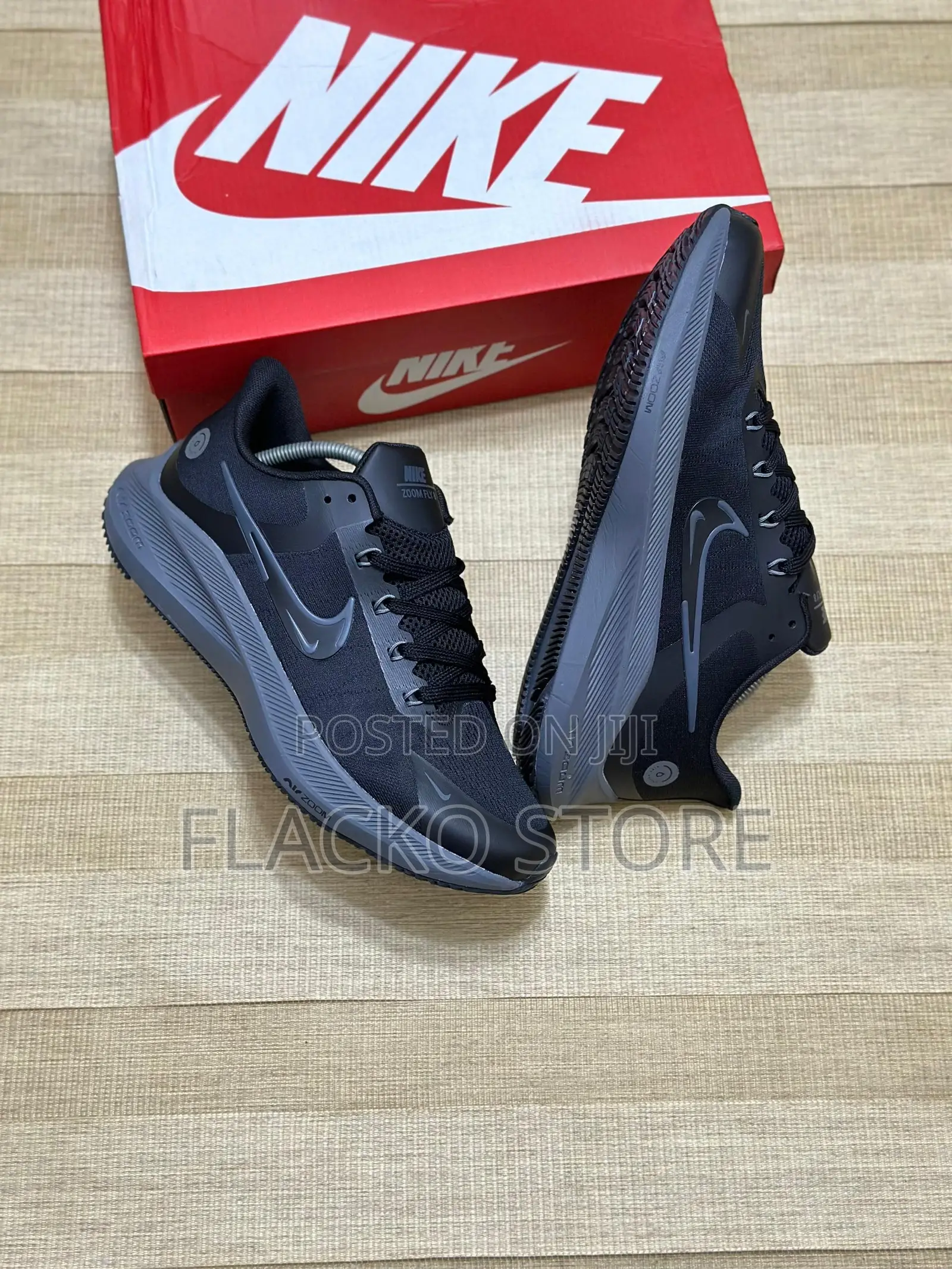 Original Nike Zoom Fly 8 Sneakers