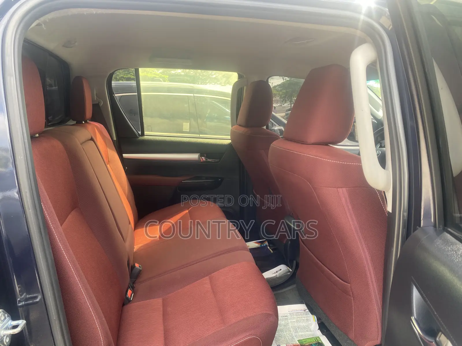 Toyota Hilux 2021 Black