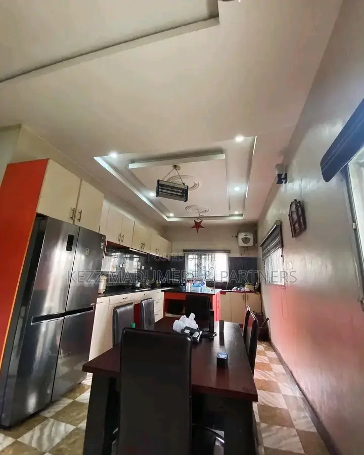 4bdrm Duplex in Elelenwo , Port for sale