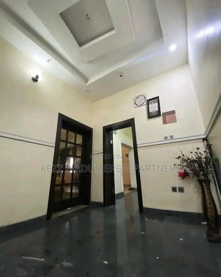 4bdrm Duplex in Elelenwo , Port for sale