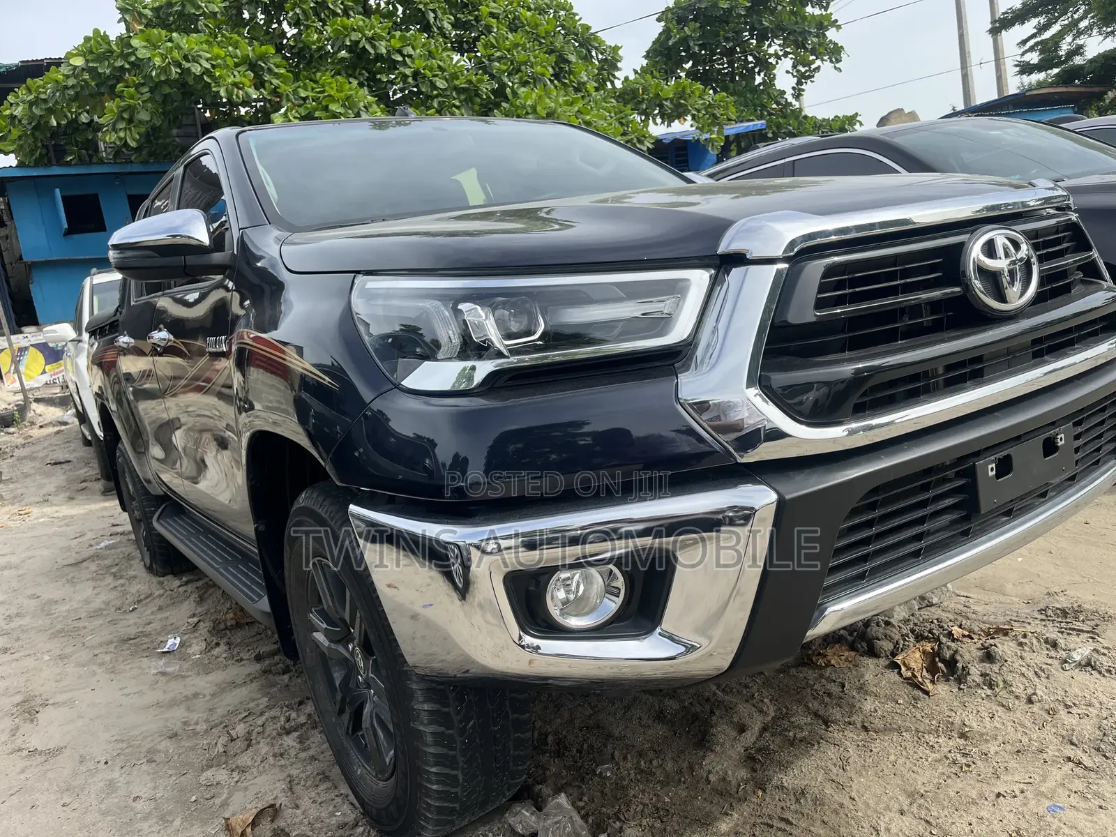 Toyota Hilux 2022 Blue