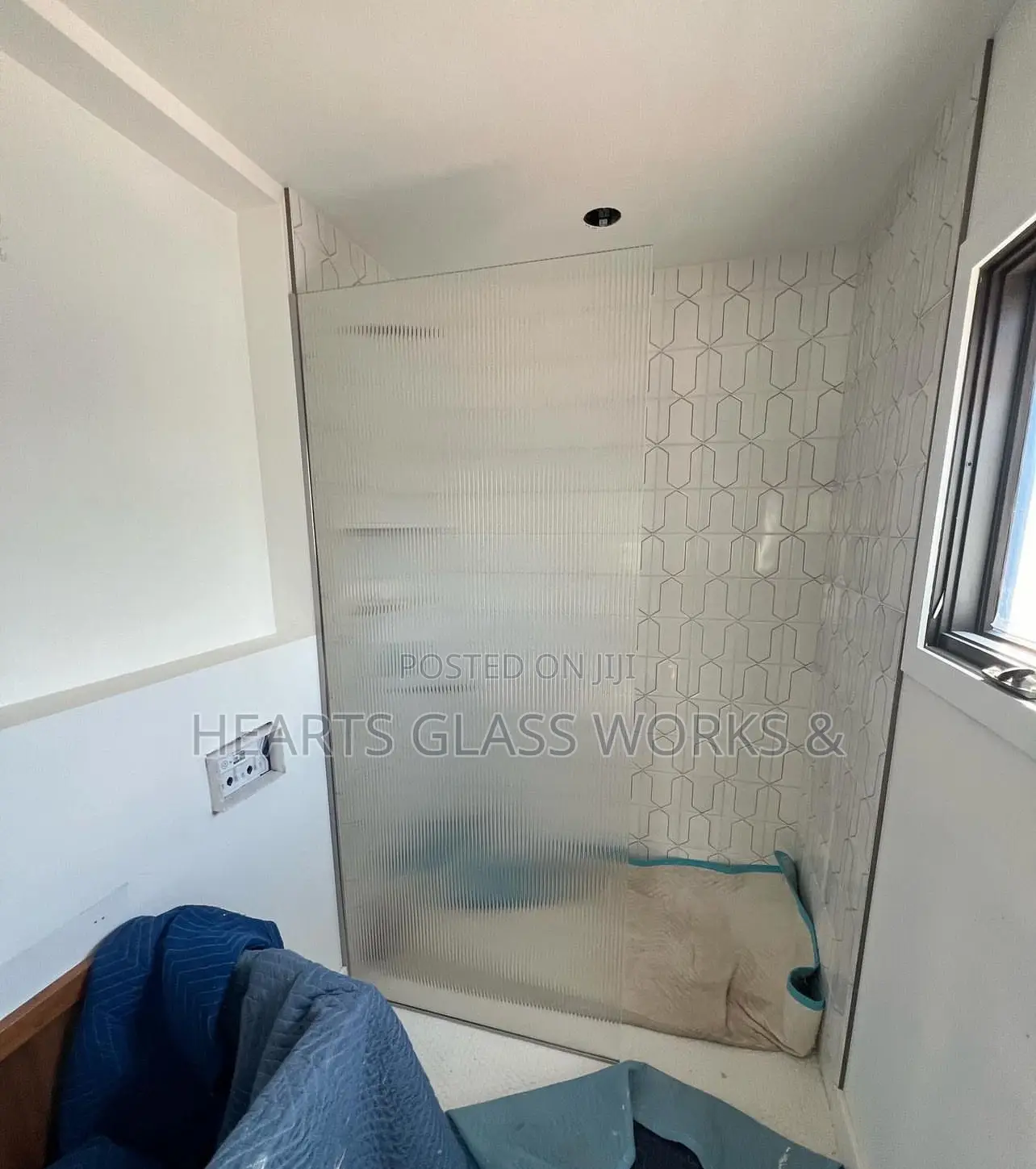 Fluted Low Iron Glass For Shower Door