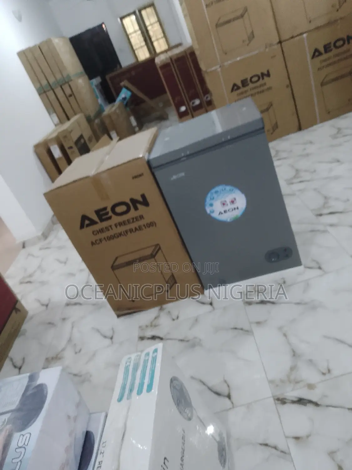 (100 Liters Freezer) Aeon 100 Litres Chest Freezer in Stock