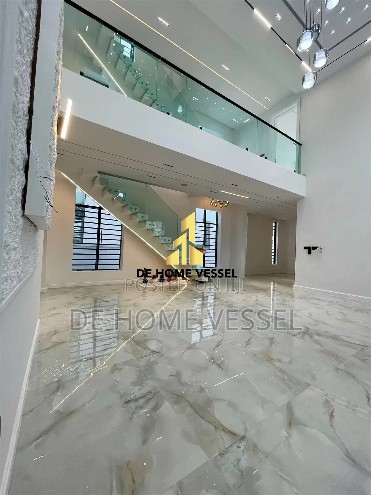 5bdrm Duplex in Lekki for sale