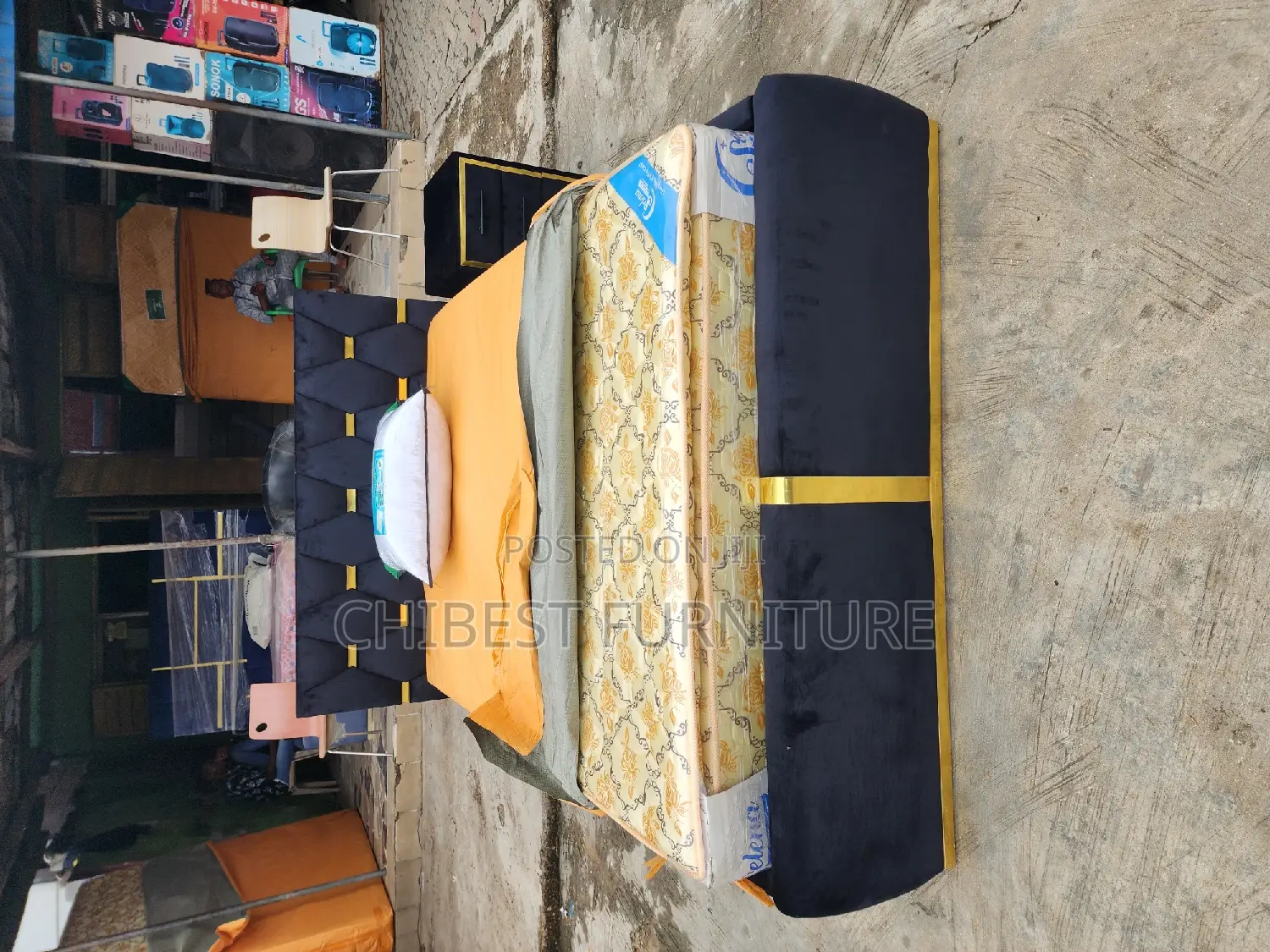 Quality 4.5by6 Upholstery Padded Bed Frame With One Bed Side
