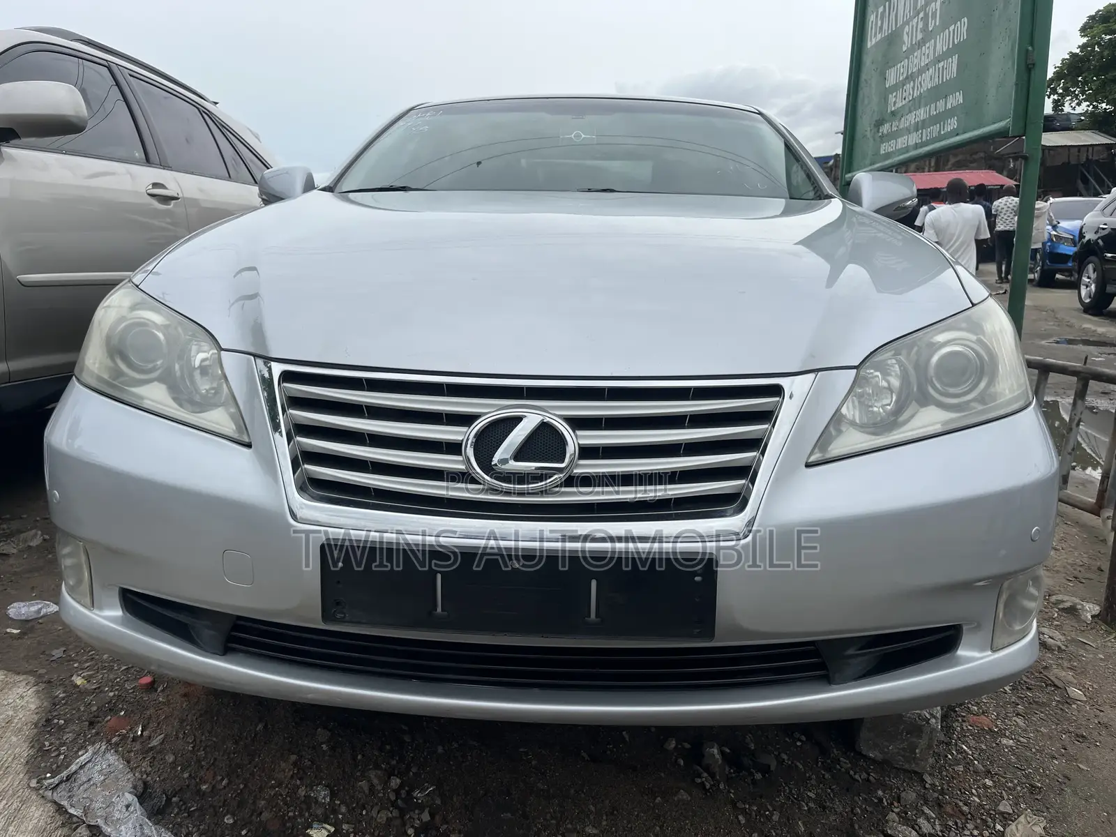 Lexus ES 350 2010 Silver