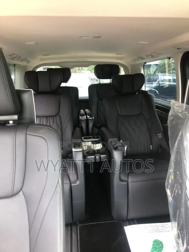 New Toyota Sienna 2025 Black