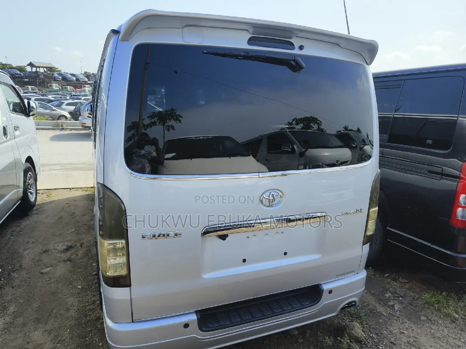 Toyota HiAce 2013 Silver
