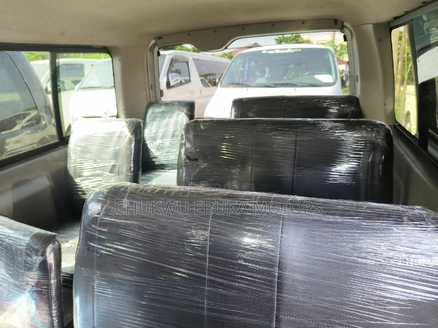 Toyota HiAce 2013 Silver