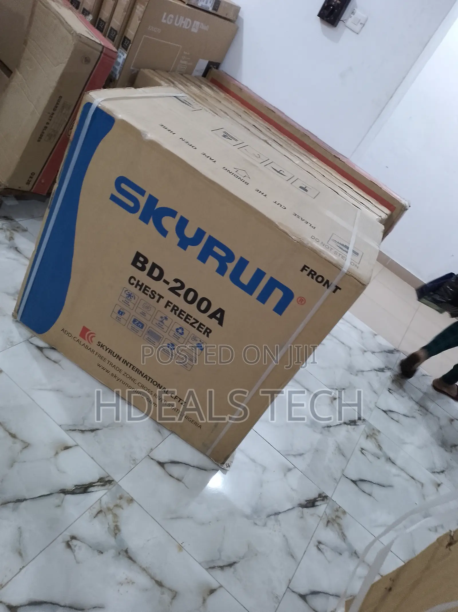 Clean and Brand Skyrun 200l Chest Freezer - Bd 200a