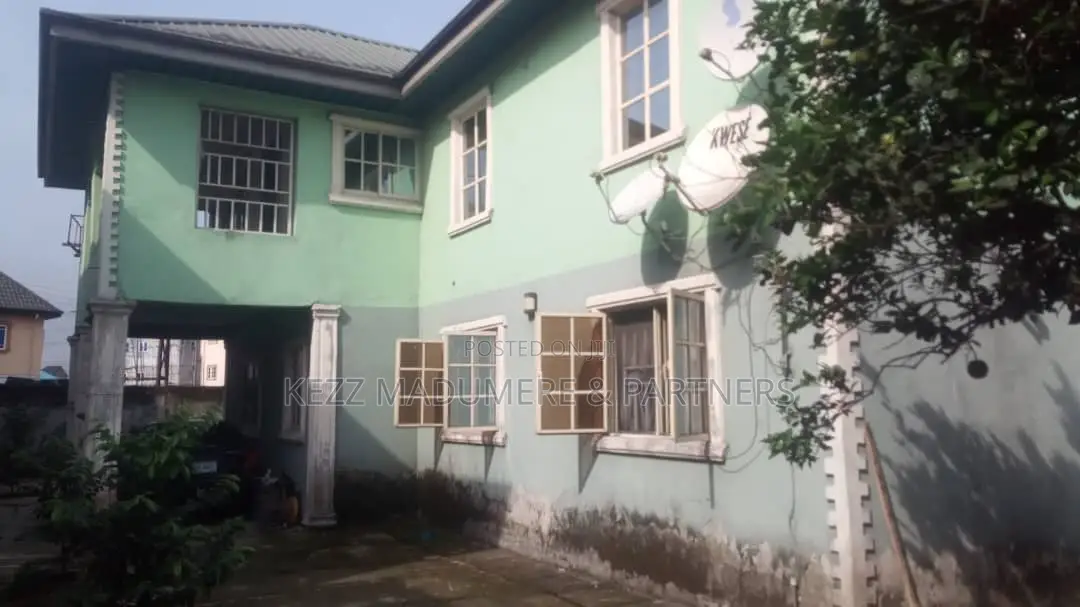 4bdrm Duplex in Sars Road , Port for sale