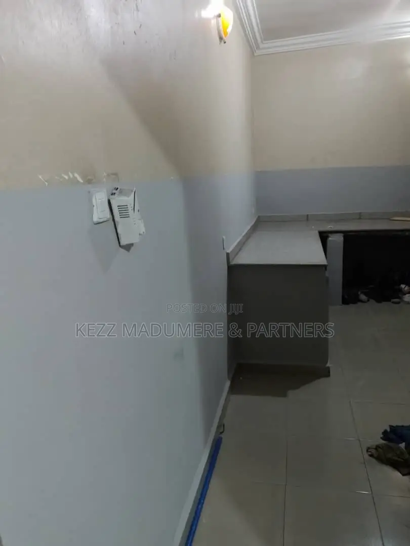 4bdrm Duplex in Sars Road , Port for sale