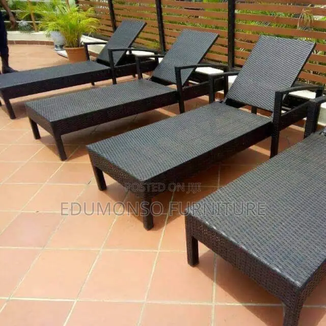 Premium Outdoor Rattan Lounge Chair
