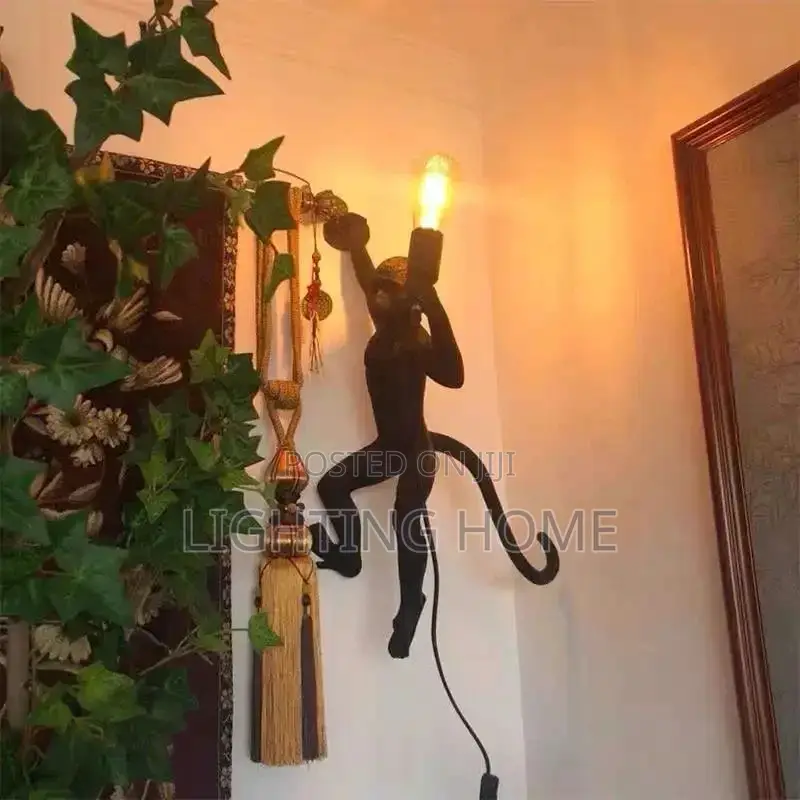 Nodic Wall Light