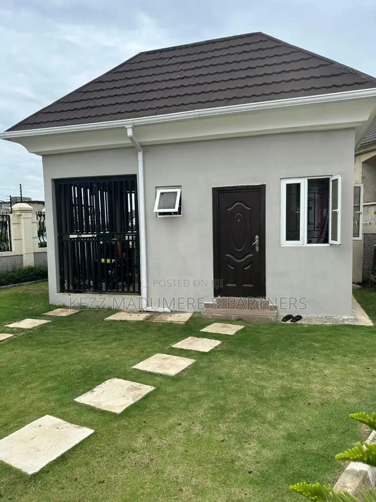 6bdrm Duplex in Katampe Extension , for sale