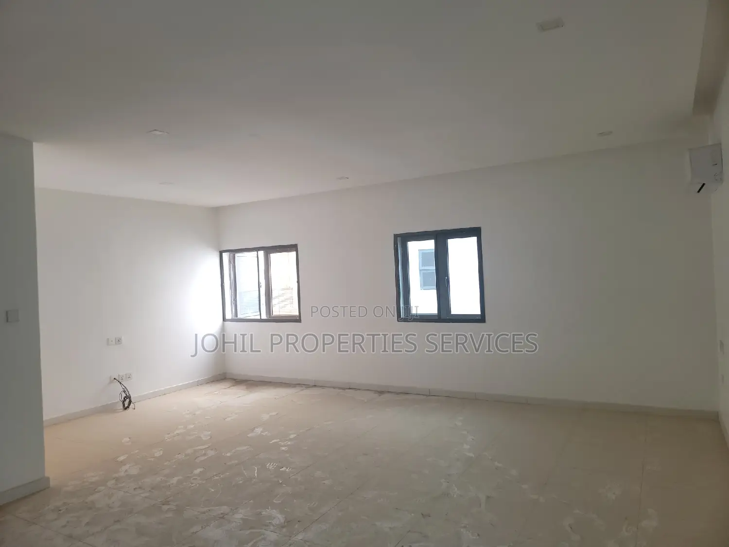 5bdrm Duplex in Cosgrove Estate In for sale
