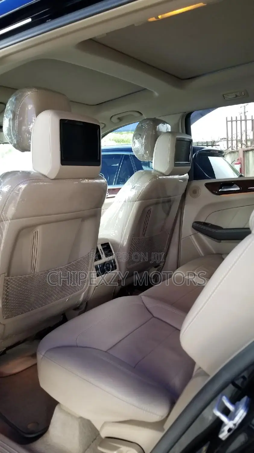 Mercedes-Benz GL-Class GL450 4MATIC 4dr SUV AWD (3.0L 6cyl Turbo 7A)