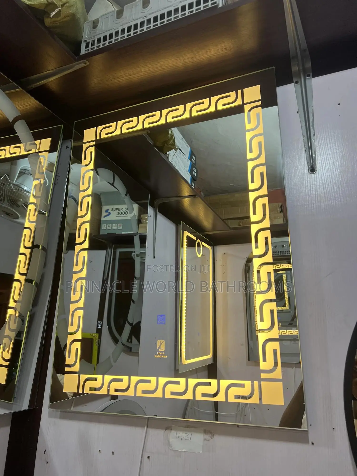 3light LED Mirror With Easy Touch Sensor 80/60cm 006