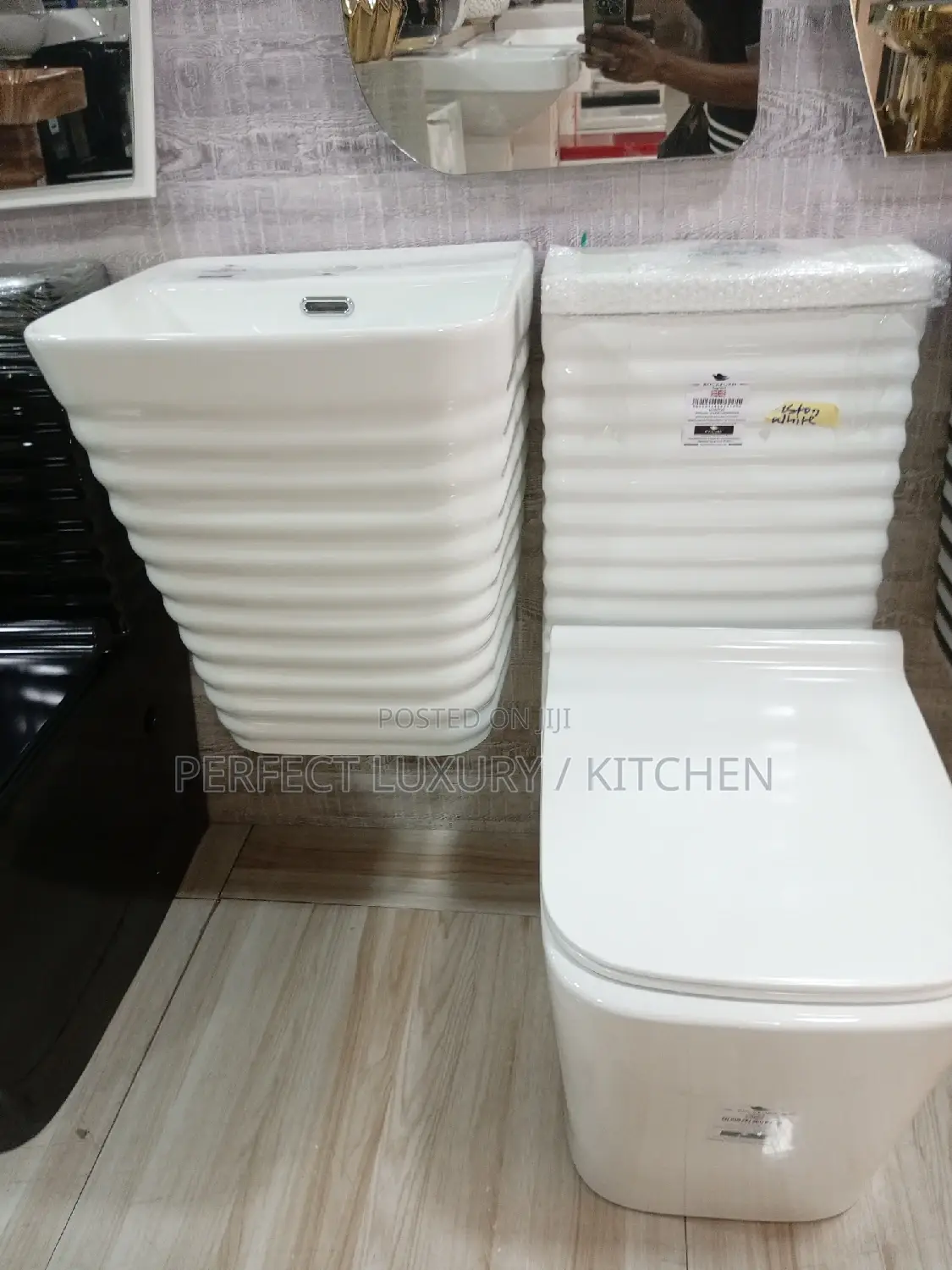 Quality Pure White W.C Water Closet