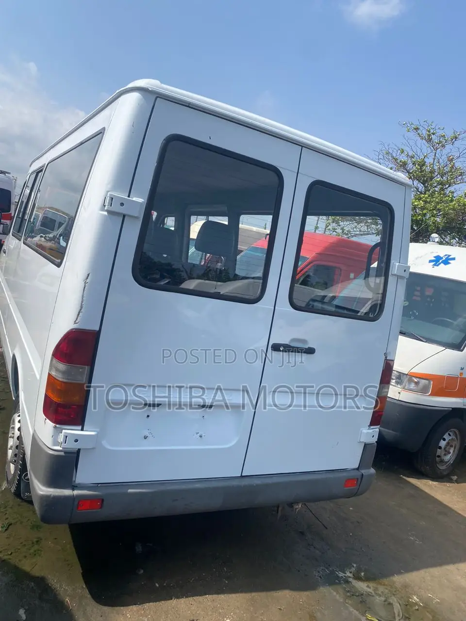 Mercedes-Benz Sprinter 2005 White