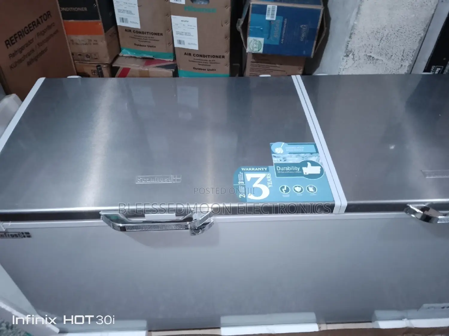 Scanfrost Low Voltage Chest Freezer 7 Fit 3 Years Warranty