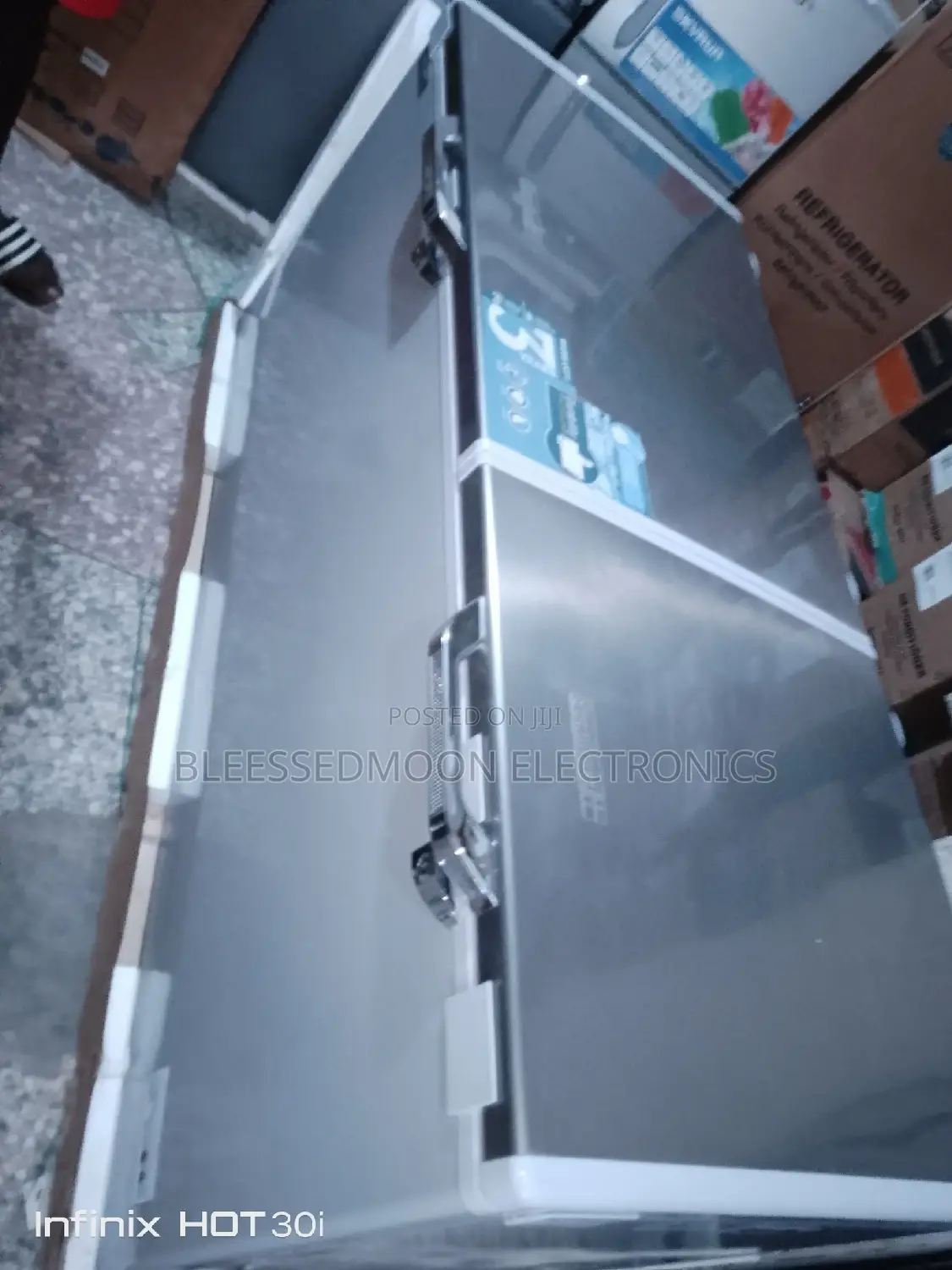 Scanfrost Low Voltage Chest Freezer 7 Fit 3 Years Warranty